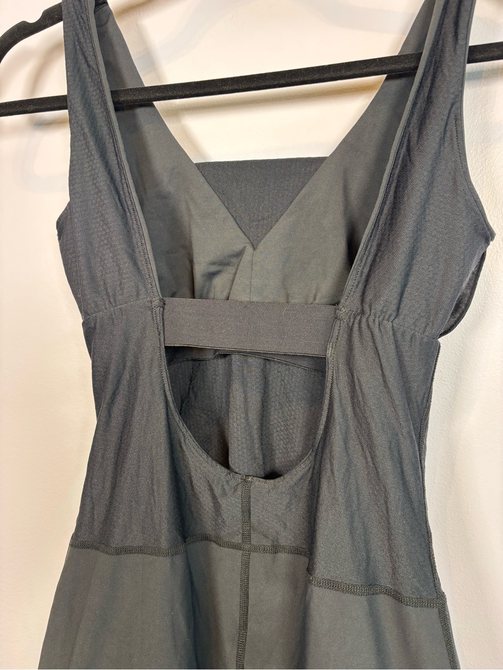 lululemon athletica Black Athletic Romper Jumpsuit Open Back Size 6 - Picture 5 of 7